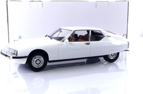 Citroën SM Genova Presentation Version 1970 - 1:12 - Norev