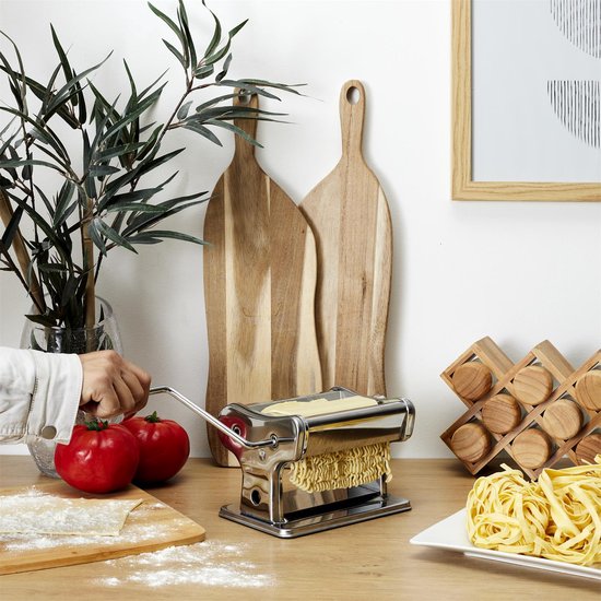 Handmatige Pastamaker - RVS Pastamachine - Voor Zelfgemaakte Pasta, Spaghetti, Tagliatelle en Fettuccine - Inclusief Klem - Perfect voor Verse Pasta - Zilver van Innoliving — afbeelding 2