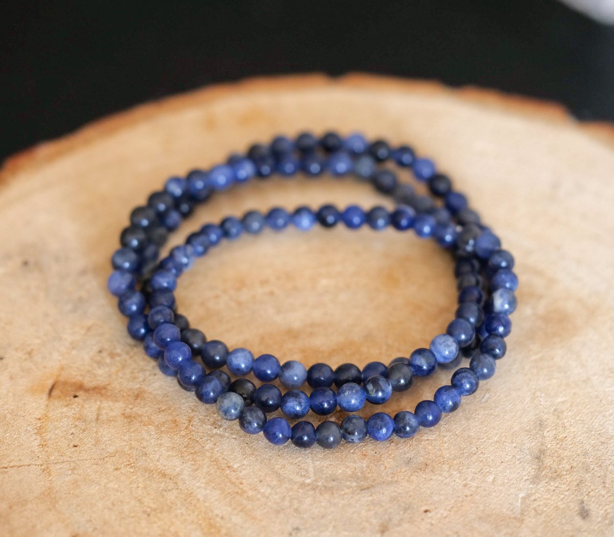 Sodaliet Armband 4mm - Edelstenen - Perfect cadeau voor vrouwen - Inclusief uitleg - Spiritueel - Sodalite - Logica - Intuïtie - Balans - Inslapen - 100% NATUURLIJK