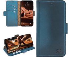 Bouletta geschikt voor iPhone 16 lederen BookCase Hoesje - Midnight Blue