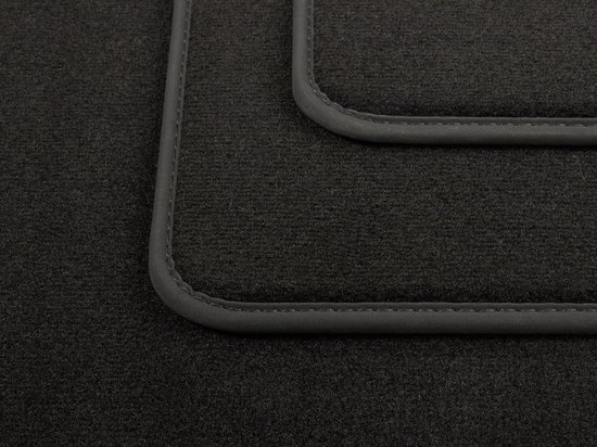 Tapis de voiture de voiture Skoda Kodiaq - Année de construction : 04/2017 - 2022 - Ajustement d'origine - 6 pièces - Velours de Luxe