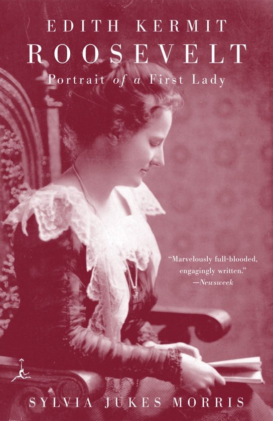 Boekomslag van 'Edith Kermit Roosevelt: Portret van een First Lady' met een portret van Edith Roosevelt in een stoel, met kant en strik.
