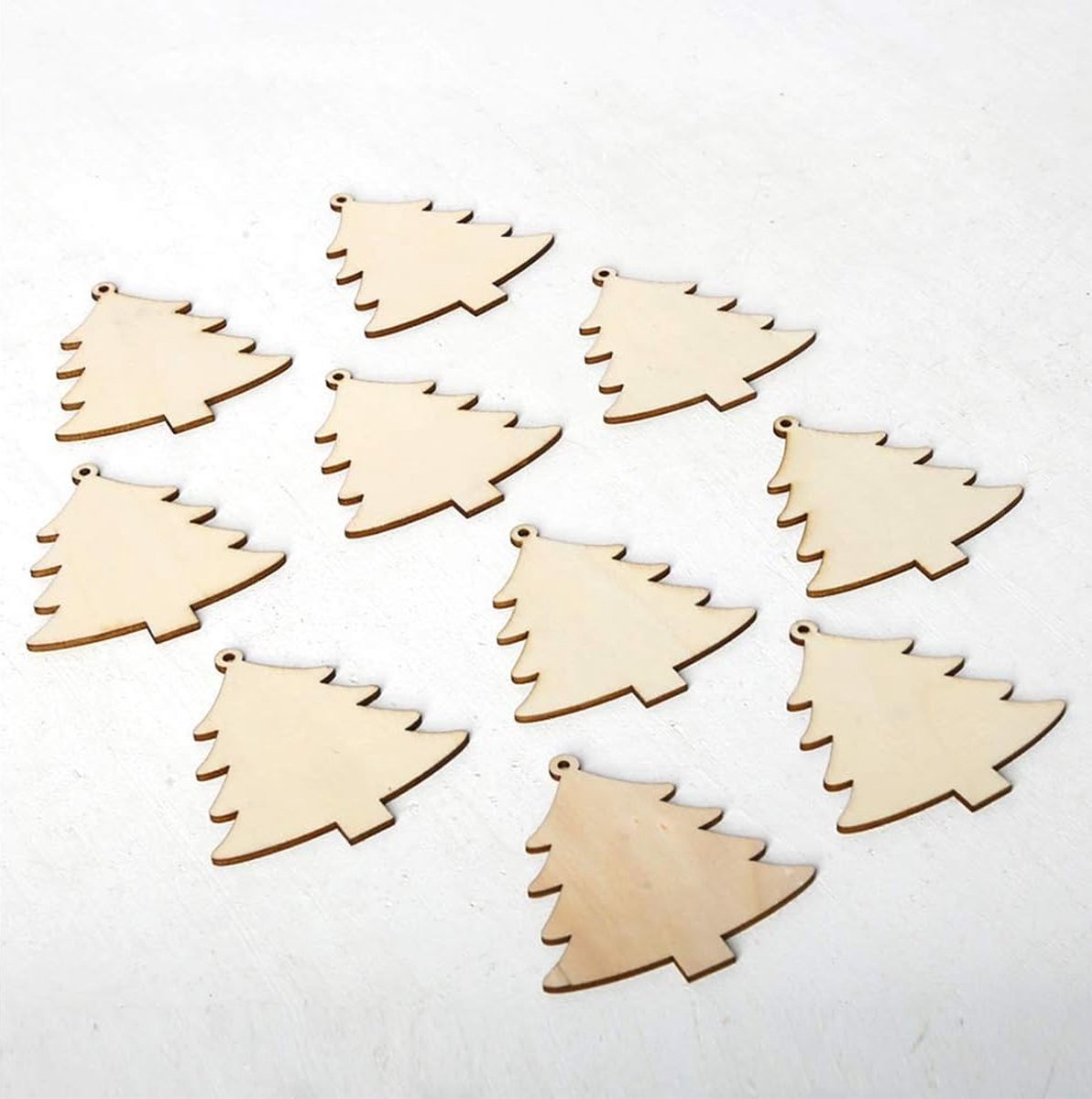 Boom hangdecoraties - 10 stuks - met bindtouw - Houten kerstdecoraties - Houten kerstballen - Kerst hangdecoraties - Kerstversiering - Kerstboom - Feesten - Vakantiefeesten - Home decor - Vorm: Kerstboom – foto 4