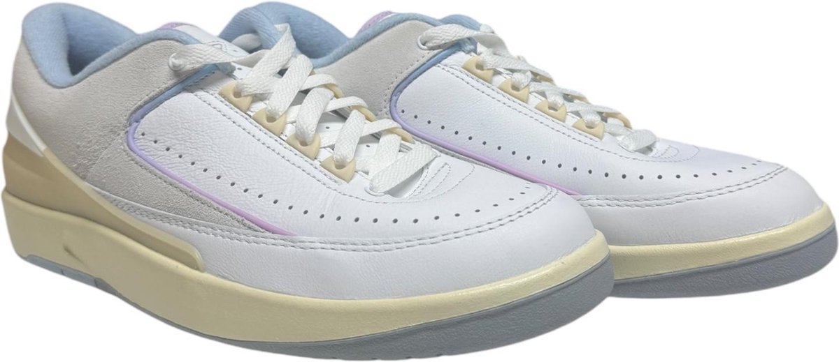 Jordan Air Jordan 2 Retro Low Wit/Blauw/Roze