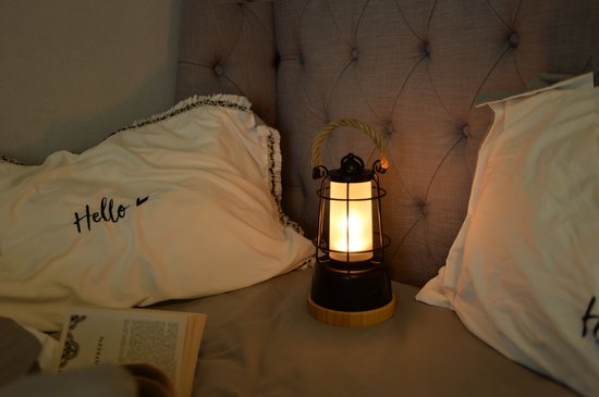 Wild Land Hemp Rope Lantern - Outdoor Lantaarn - Retro Design - Oplaadbaar - Dimbaar Licht - Powerbank Functie - Waterbestendig van Wild Land — afbeelding 4