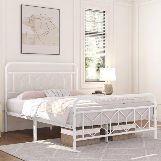 Bedframe 140x200 kopen? Jouw bed vind je bij | Beter Bed Bedframe 140x200 kopen? Jouw bed vind je bij | Beter Bed