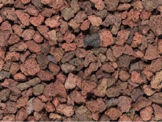 Granulats de lave rouges, bruns et gris avec une texture poreuse.