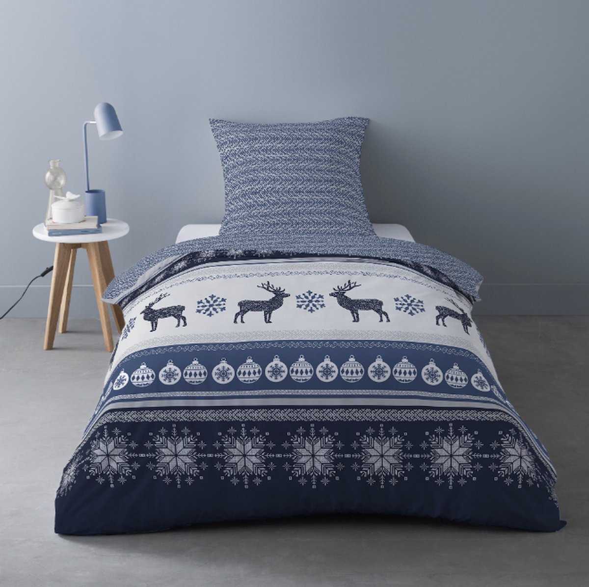 Better Nights Better Night - Luxe Polar Fleece Dekbedovertrek Fenris Blue - 1persoons - 140x200 - warm - Kerst/winter - Blauw
