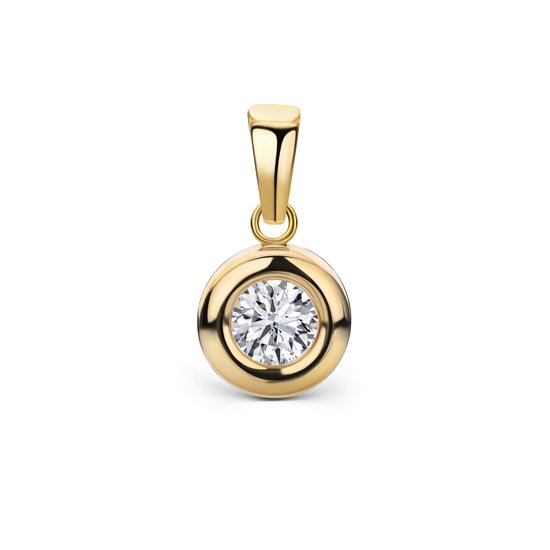 Pendentif en or avec un diamant rond dans un sertissage en or jaune, sur fond blanc.