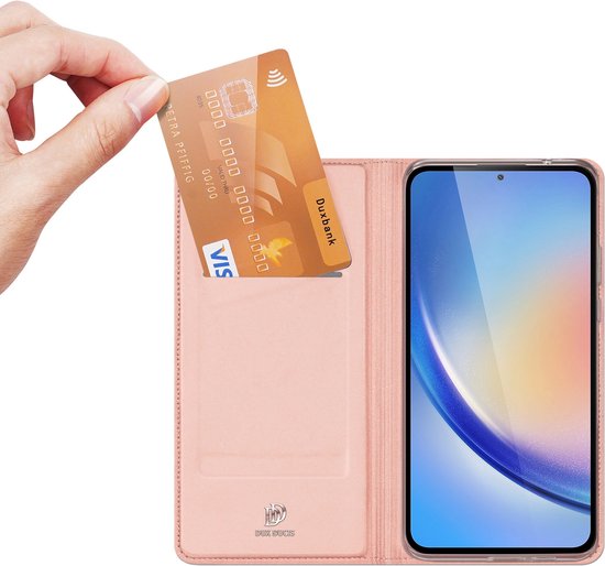 Coque Dux Ducis Skin Pro Series adaptée au Samsung Galaxy A35 | Book Case avec porte-cartes | Porte-monnaie | Standard | Rose