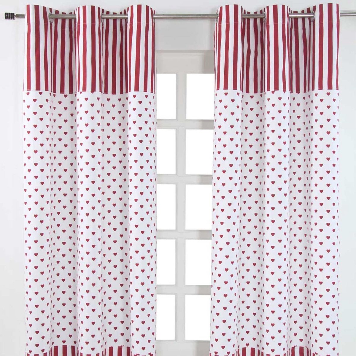 Homescapes gordijnen met oogjes harten rood wit set van 2 100% katoen, 137 x 117 cm