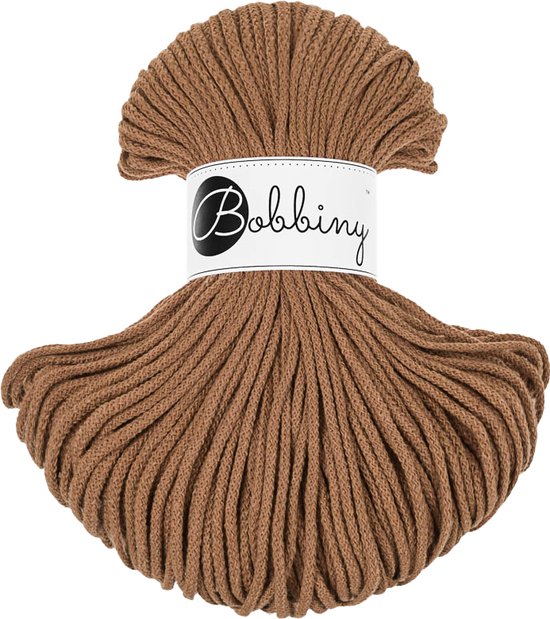 Bobbiny Junior gevlochten koord van 3 mm, kleur karamel, in een waaier-vorm.