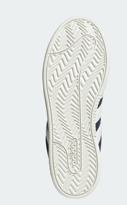 Adidas grand court alpha 00s in de kleur marine.