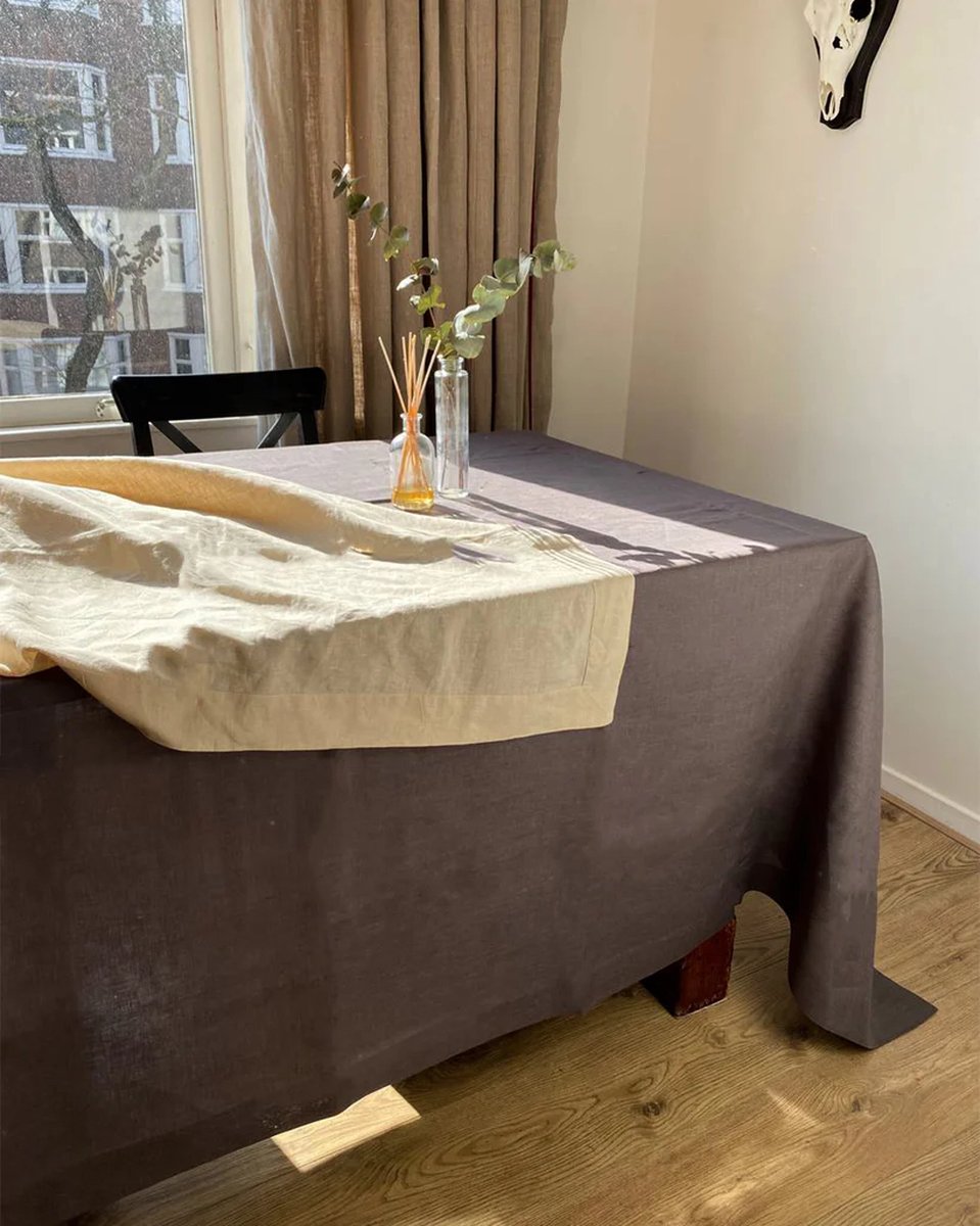 VANLINNEN - Linen Graphite tablecloth - natural 100% linen - 220cm x 400cm - grafiet linnen tafelkleed