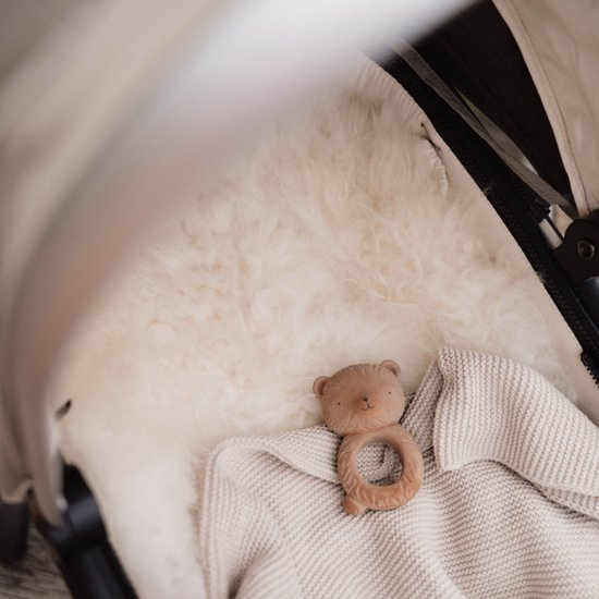 WOOOL Schapenvacht 2-in-1 Kinderwagen Buggy - WOOLA (Wit) - Inleg & Opleg - 100% Echte Schapenvacht - Klassieke Wol - Veilig, ECO & Duurzaam van WOOOL — afbeelding 3