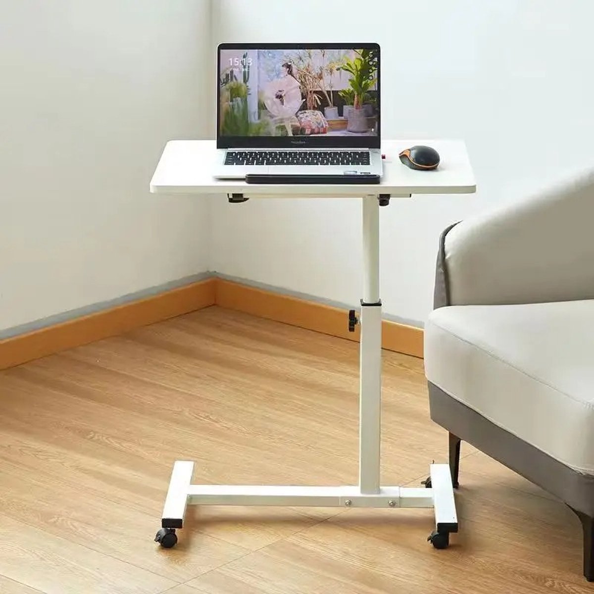 Momentum® Verstelbaar Laptop Bureau en Slaapkamer Nachtkastje met 360° Roterende Wielen