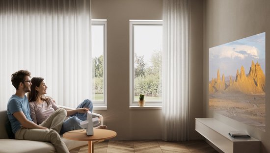 XGIMI Elfin - Smart Beamer - Full HD - Handzame Thuis Projector - Ingebouwde Chromecast - Android TV - Harman-Kardon Speakers