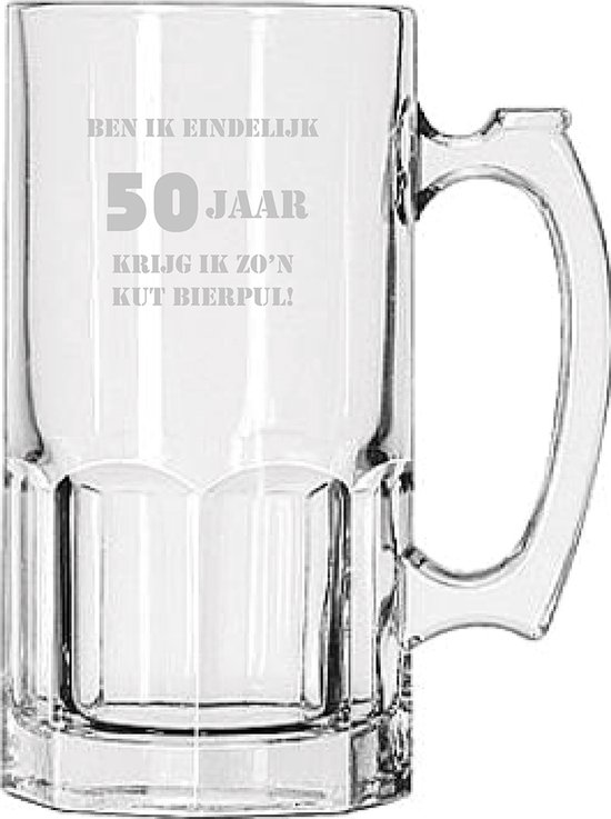 Chope à bière gravée 1 litre Ben j'aurai enfin 50 ans, je reçois une chope à bière tellement merdique