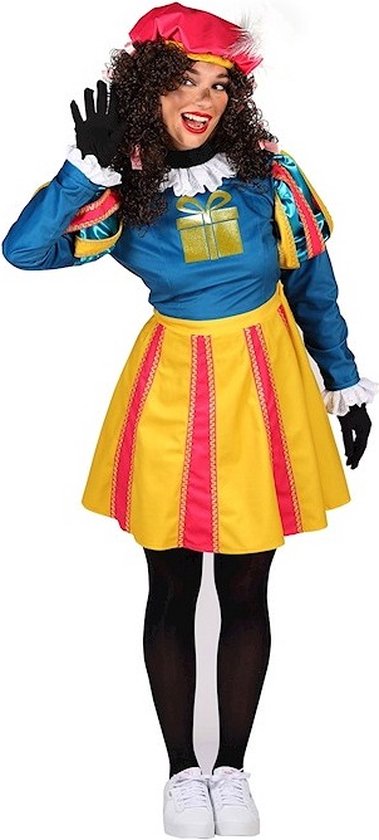 Vrolijke 'pakjespiet' in kleurrijk kostuum met blauwe top, gele rok met roze randen, rode baret en witte handschoenen.