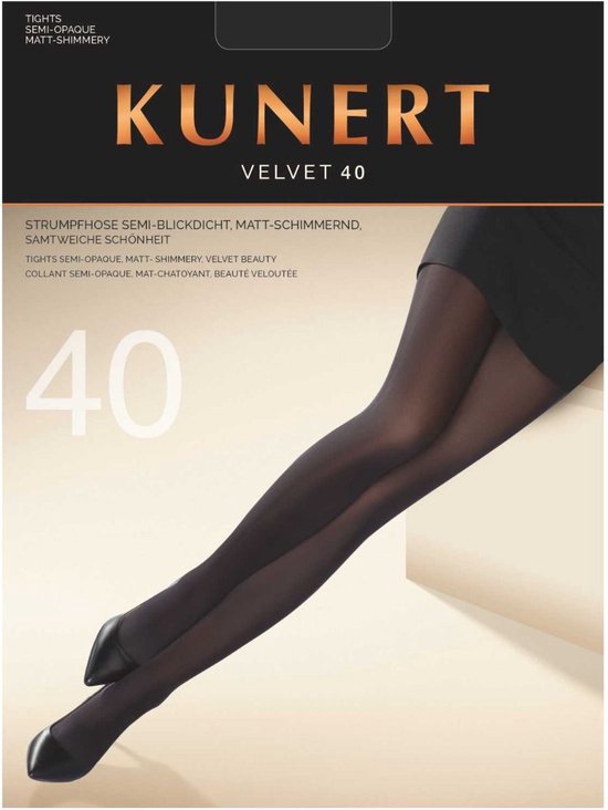 Collant noir Kunert Velvet 40 porté par un mannequin.