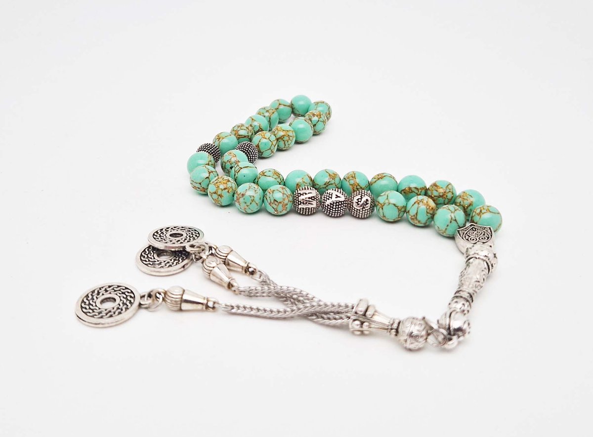 Handgemaakte naam tasbih 33 Kralen Natuursteen “ Groen howliet gesponnen goud” - met metaal tassel “Omarmen"- Met je naam of de naam van uw geliefde- 8 mm diameter van de korrel