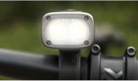 Sigma Koplamp Buster 1600 FL LED USB-C — afbeelding 4