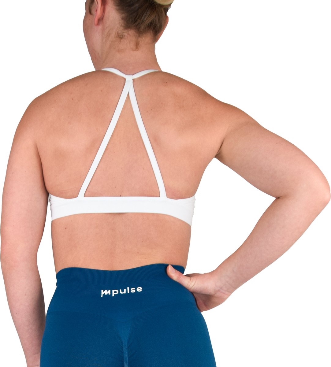 Sport bh dames – Comfortabele sport bh met stevige ondersteuning – Ademend design – Uitneembare pads – Sport top dames – Impulse Fitwear – Wit – Maat S