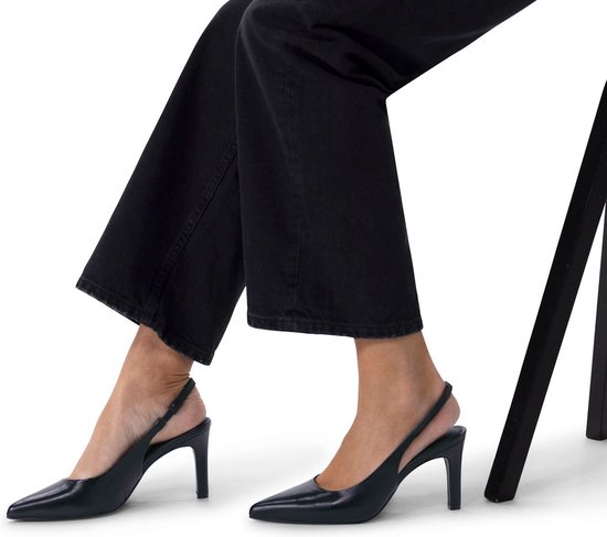 Manfield - Dames - Zwarte leren slingbacks - Maat 38