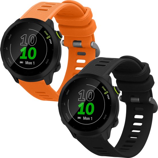 Deux montres connectées, une avec un bracelet noir et une avec un bracelet orange, avec des cadrans numériques.