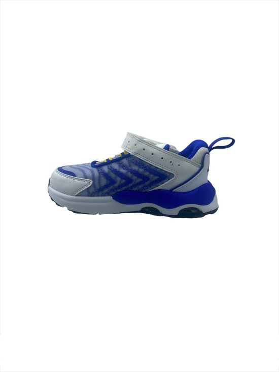 Witte en blauwe Nike Air sneakers met klittenbandsluiting en een ritspatroon.