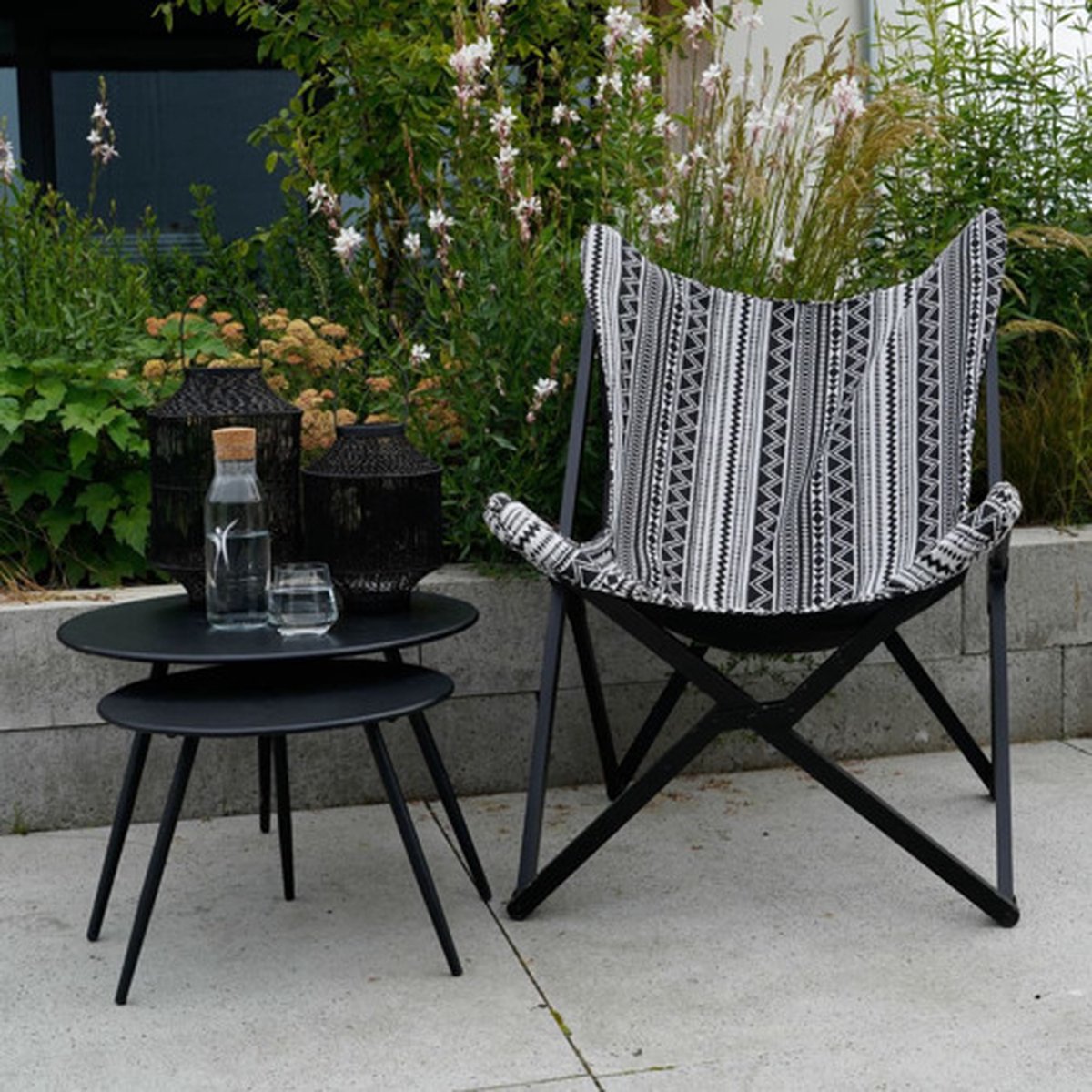 Lesli Living Fauteuil papillon Aztec - 70x81,5x98 cm - Noir et blanc