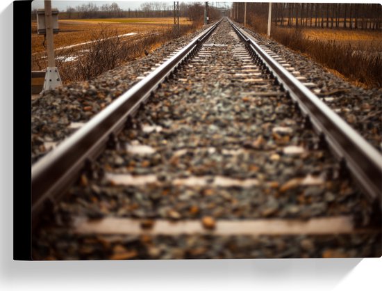 WallClassics - Canvas  - Close up van het Spoor - 40x30 cm Foto op Canvas Schilderij (Wanddecoratie op Canvas)