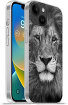 Apple iPhone 14 - Softcase hoesje - Perzische leeuw op zwarte achtergrond in zwart-wit - Siliconen Telefoonhoesje