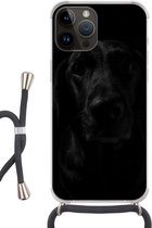 Telefoonhoesje Geschikt voorApple Iphone 14 Pro Max - Hond - Huisdier - Zwart - Siliconen - Crossbody - Backcover met Koord - Telefoonhoesje met koord - Hoesje met touw