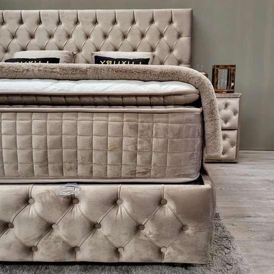 Boxspring bed met opbergruimte - 180x200 cm  velvet beige - Chester Deluxe incl. luxe matras!
