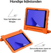 Hoes Geschikt voor iPad 10.2 2021 Hoes Kinder Hoesje Kids Case Shockproof Cover Met 2x Screenprotector - Hoesje Geschikt voor iPad 9 Hoesje Kidscase - Oranje.