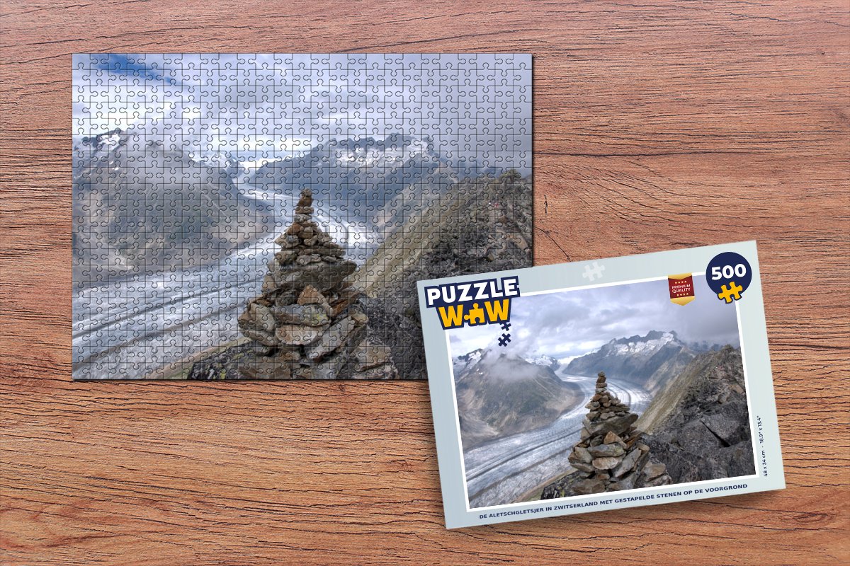 Puzzel De Aletschgletsjer in Zwitserland met gestapelde stenen op de voorgrond - Legpuzzel - Puzzel 500 stukjes