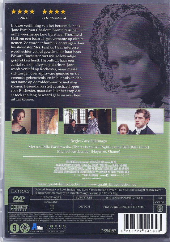 Filmhoes met vier kleinere afbeeldingen van scènes uit de film: een vrouw in een jurk, twee figuren bij een raam, twee kinderen en een stel. Titel: Jane Eyre.