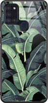 Casimoda® hoesje - Geschikt voor Samsung Galaxy A21s - Palmbladeren Bali - Luxe Hard Case Zwart - Backcover telefoonhoesje - Groen