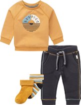 Noppies - Kledingset - 4delig - Broek Honney Ebony - Sweater Homs Amber Gold - 2paar sokken - Maat 68