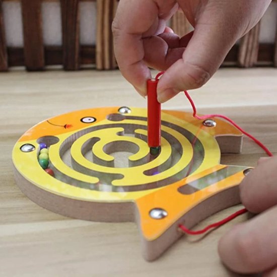 Thumbnail van een extra afbeelding van het spel Montessori Magnetische Doolhof Puzzel - Vis - Oranje - Geel