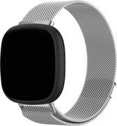 Bandje Voor Fitbit Versa 3 / Sense Milanese Band - Zilver - Maat: SM - Horlogebandje, Armband
