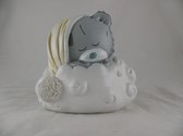 Sculptuur - 18 cm hoog - beeld beer op wolk - spaarpot - kinderkamer - geboorte cadeau