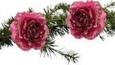 Kerstboom bloemen op clip - 2x stuks - roze glitter - kunststof - 14 cm