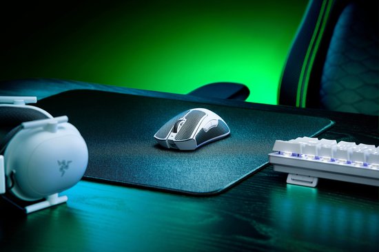 Razer DeathAdder V3 Pro - Draadloze Gaming Muis - Ergonomisch - Ultra Licht - 30.000 DPI - Wit