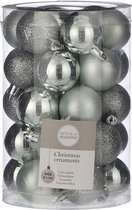 68x Kunststof kerstballen mint 4 cm - Pakket met mint groene kerstballen 4 cm - Kerstboomversiering/kerstversiering