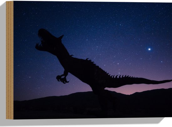 WallClassics - Hout - Silhouette van een Dinosaurus in de Nacht - 40x30 cm - 12 mm dik - Foto op Hout (Met Ophangsysteem)