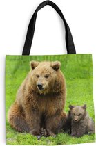 MuchoWow® Schoudertas - Strandtas - Big Shopper - Boodschappentas - Beer - Gras - Welp - 40x40 cm - Katoenen tas