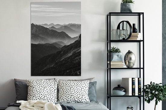 Canvas schilderij 90x140 cm - Wanddecoratie Bergen - Natuur - Mist - Muurdecoratie woonkamer - Slaapkamer decoratie - Kamer accessoires - Schilderijen