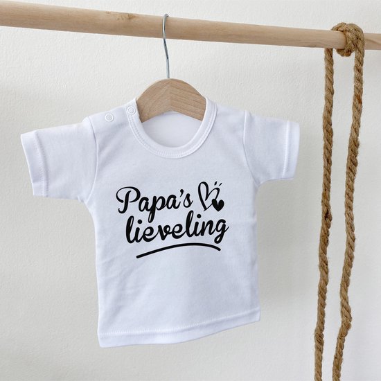 Kinder - t-shirt - Papa's lieveling - maat: 56 - kleur: wit - 1 stuks - papa - vader - kinderkleding - shirt - baby kleding - kinderkleding jongens - kinderkleding meisjes